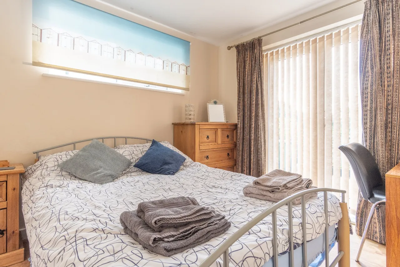 St. James' Drive, Bangor, LL57, photo 11