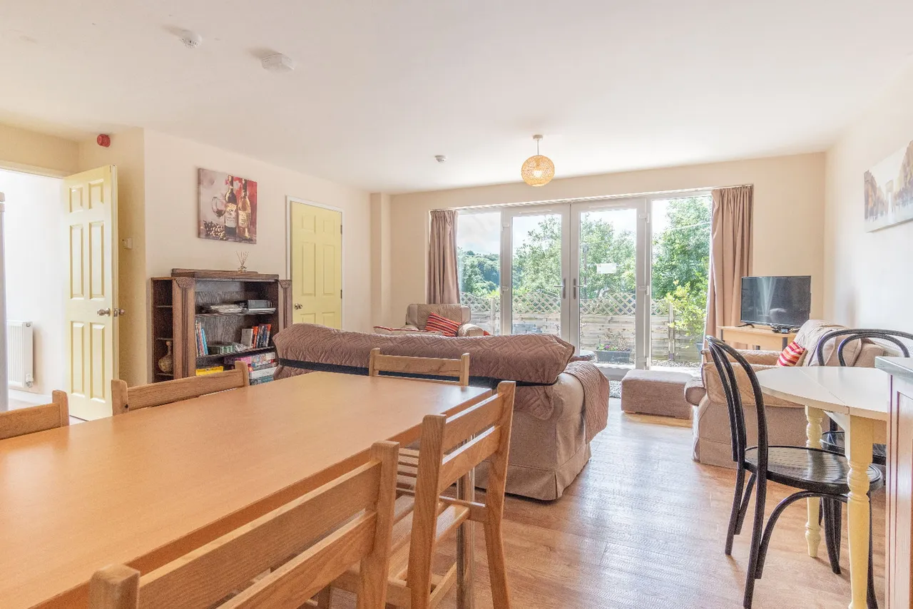 St. James' Drive, Bangor, LL57, photo 8
