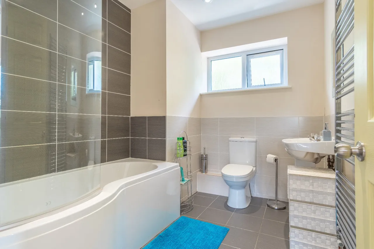 St. James' Drive, Bangor, LL57, photo 25