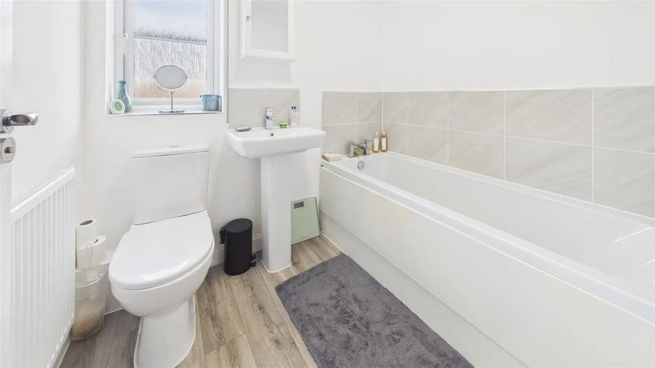 Southwell Way, Bourne, photo 8