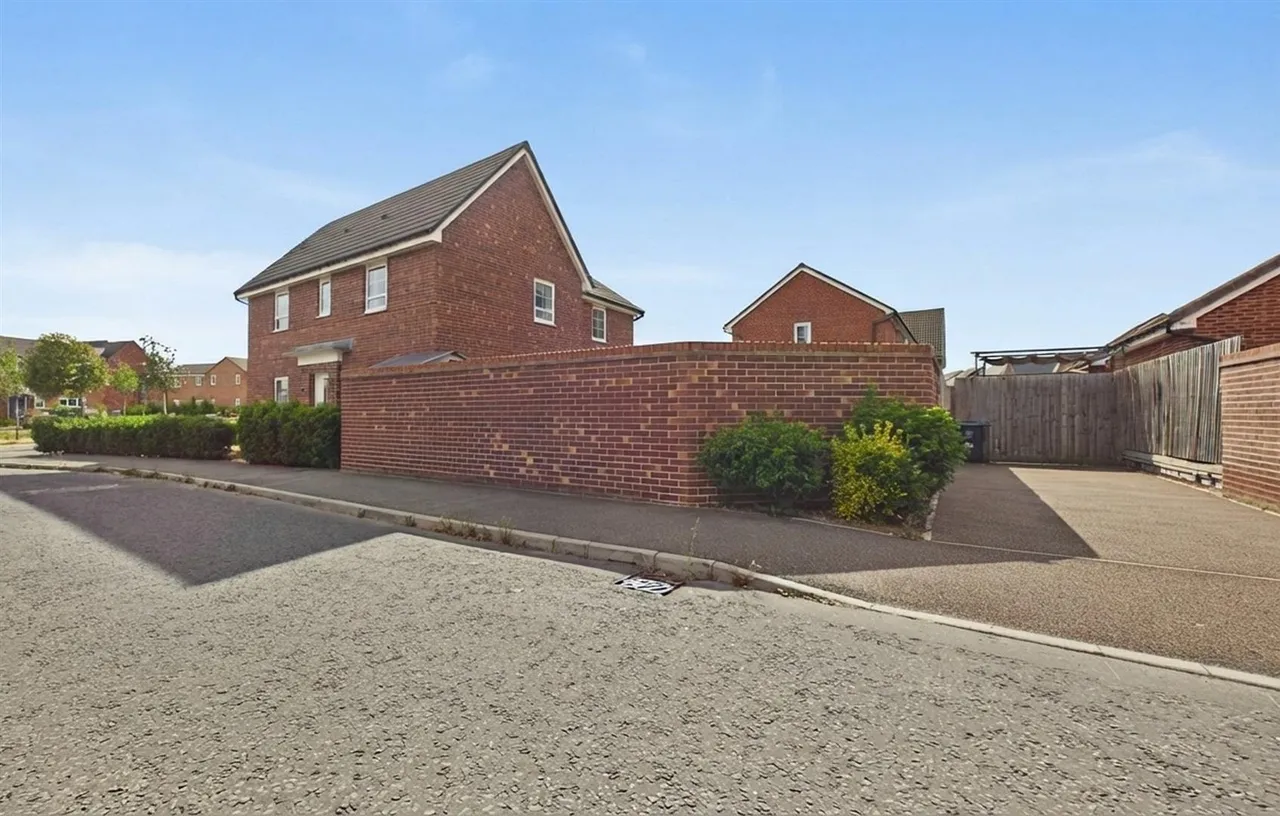 Southwell Way, Bourne, photo 21