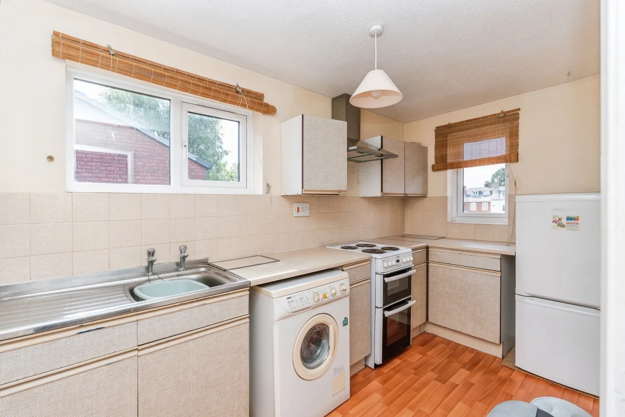 Knatchbull Close, Romsey, SO51, photo 2