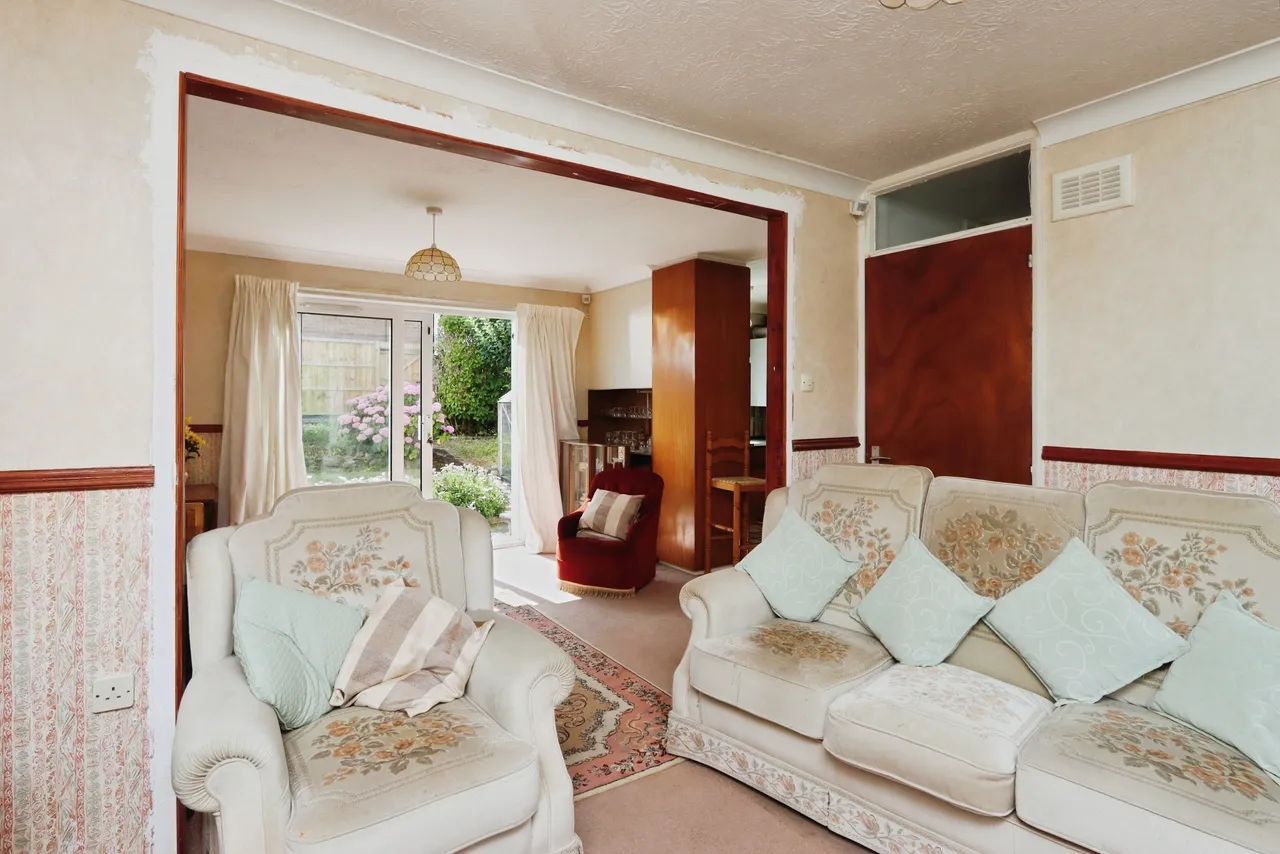 Hazlebarrow Road, Sheffield, S8, photo 11