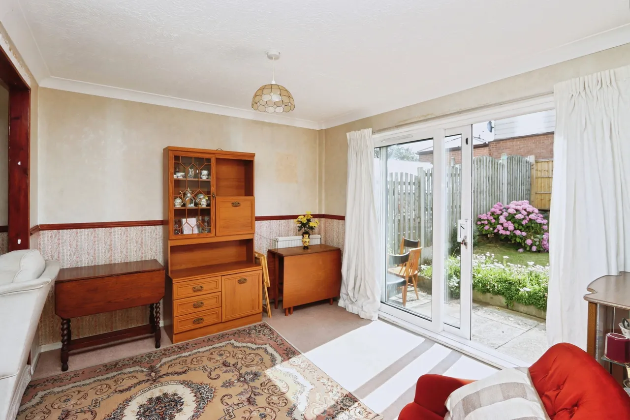 Hazlebarrow Road, Sheffield, S8, photo 8