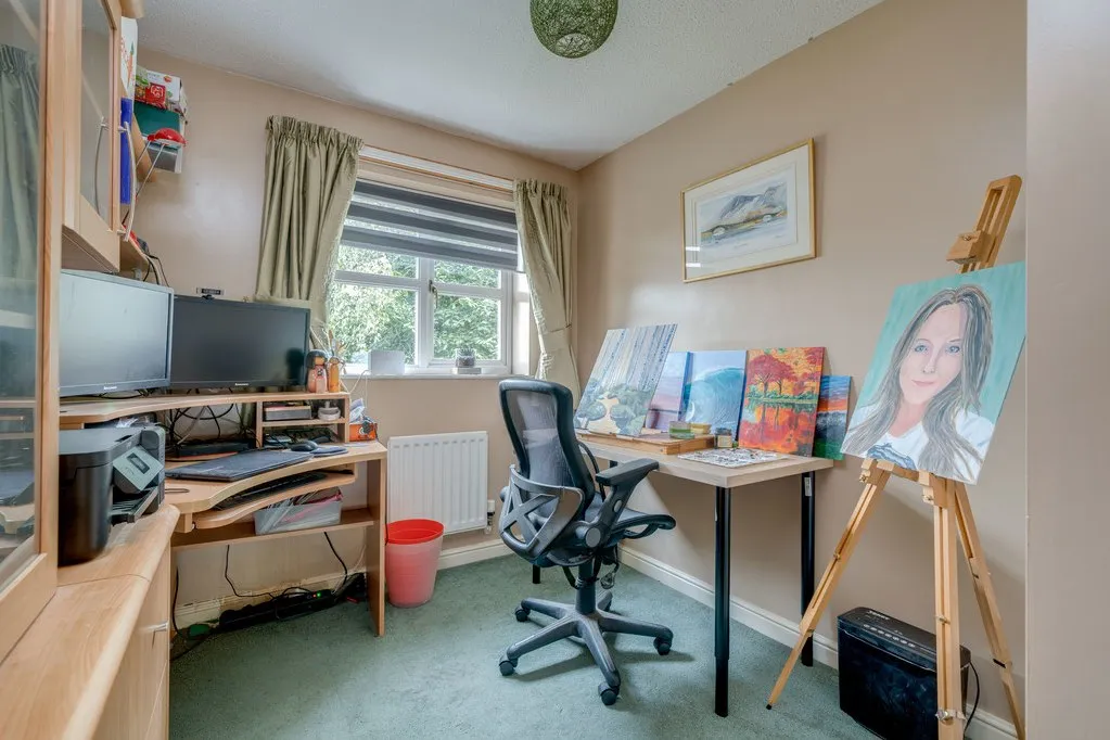 Cambridge Chase, Gomersal BD19 4PW, photo 25