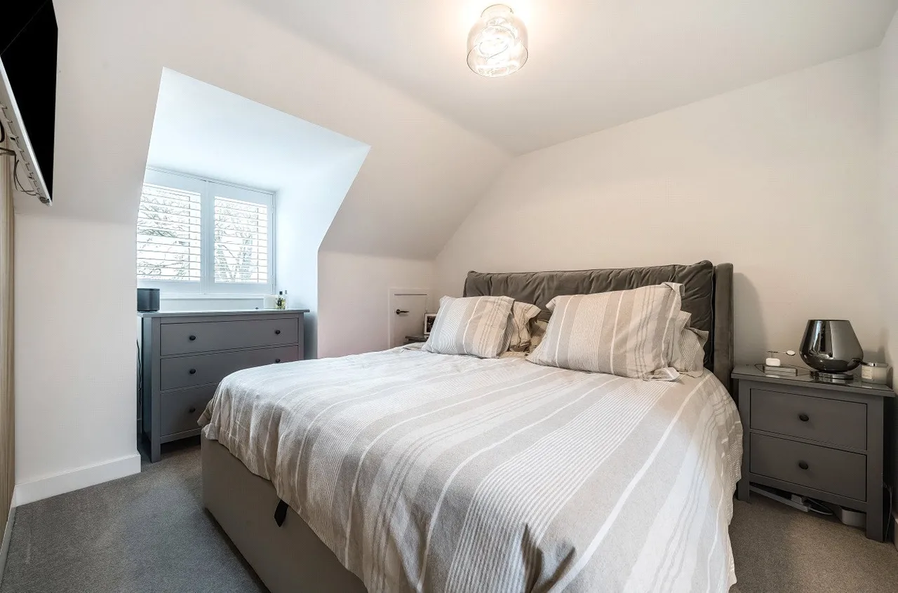 Donnington Grove, Binfield, RG42, photo 9