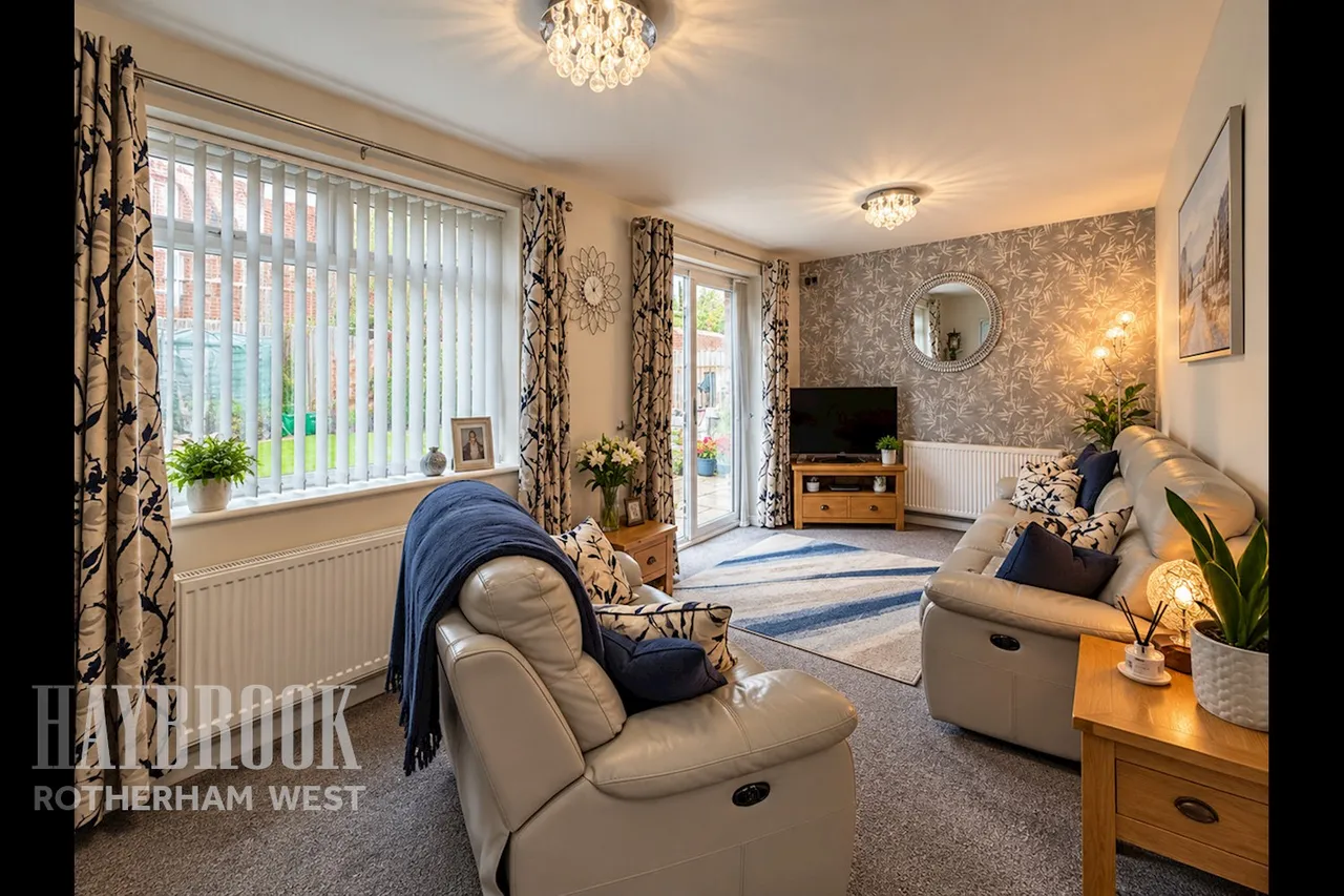 Bradgate Close, Rotherham, photo 13