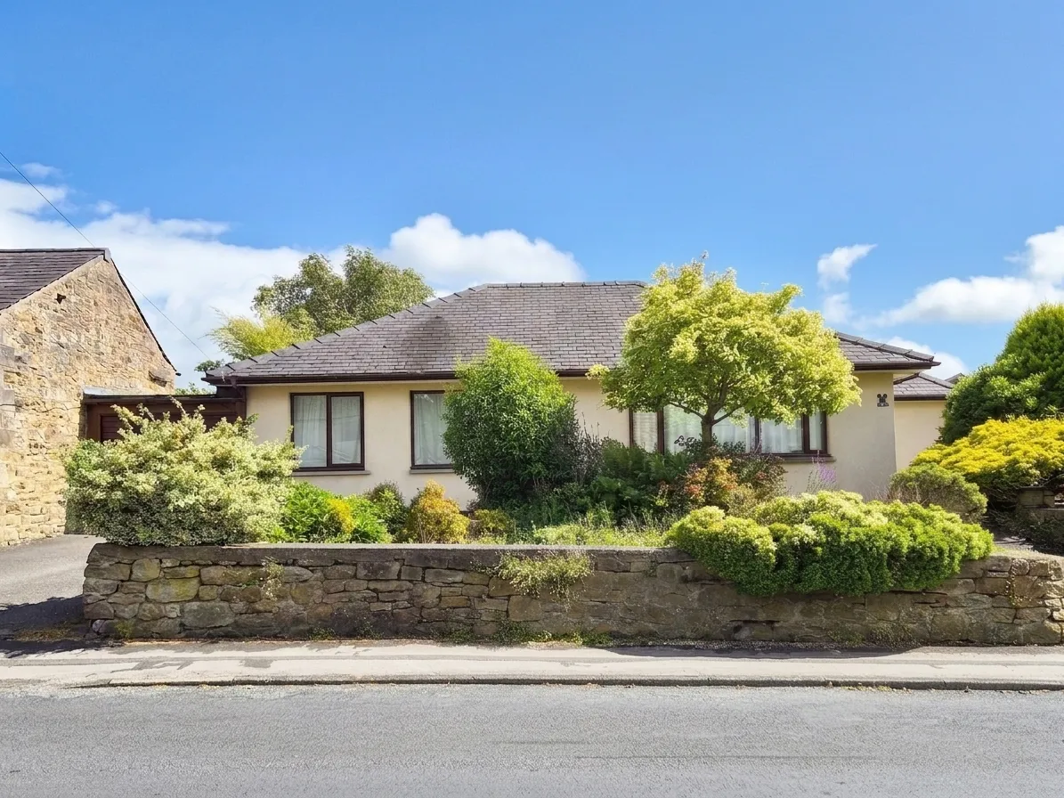 4 bed house for sale, High Road, Halton, LA2