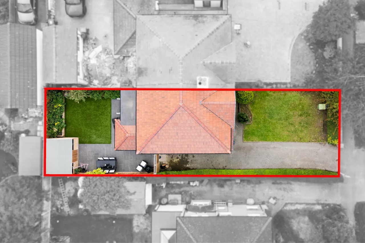 Caughall Road, Upton, CH2, photo 38