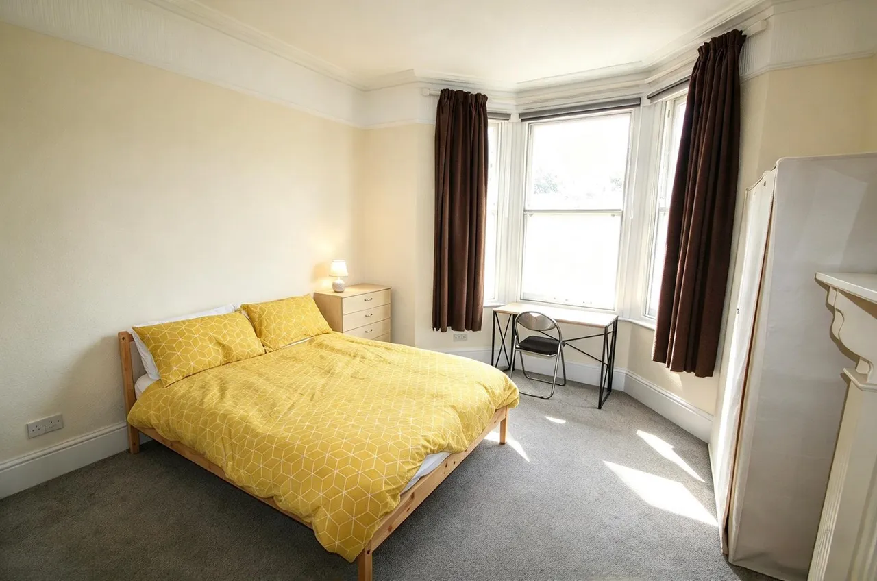 Magdalen Road, Exeter, photo 14