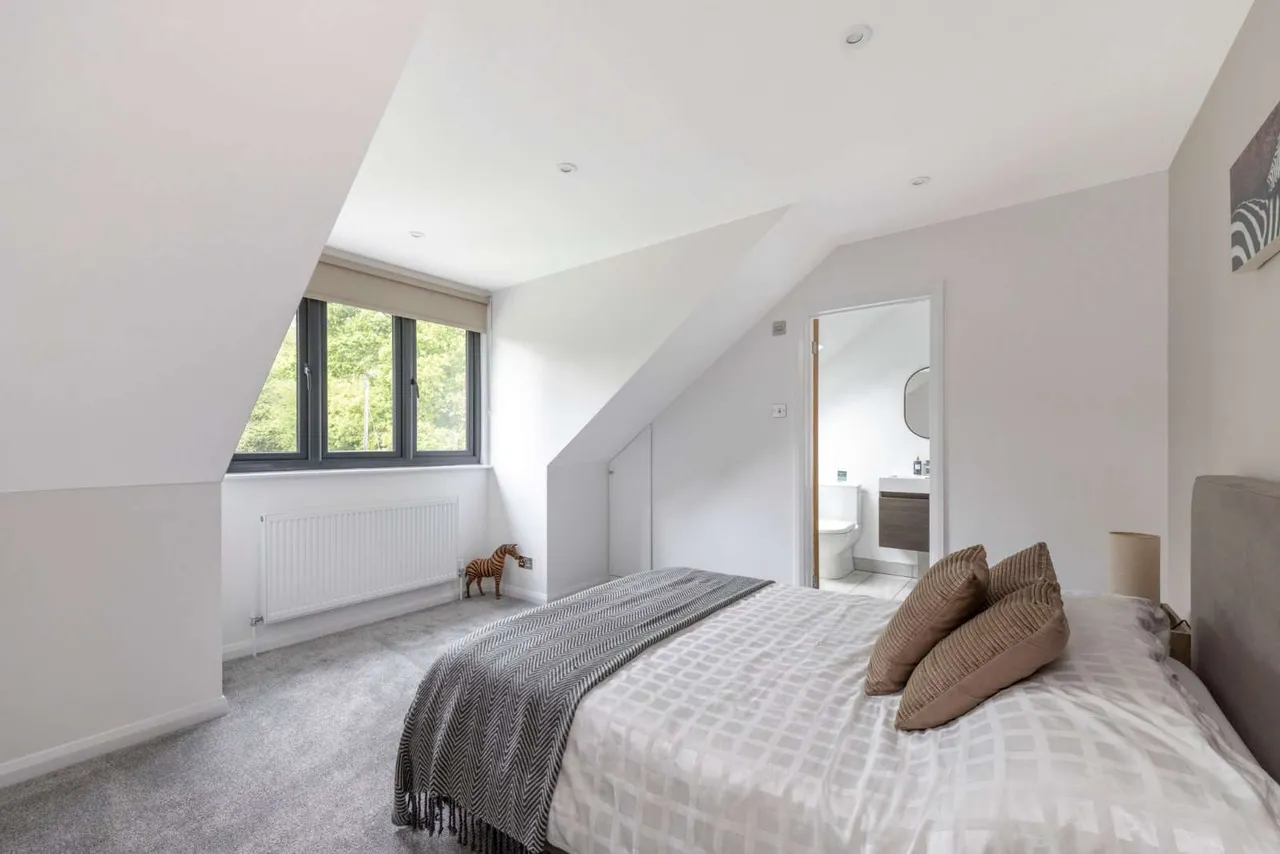 Pitch Place, Thursley, GU8, photo 14