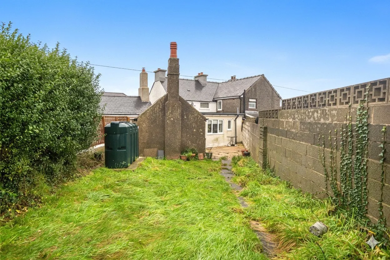 Holyhead Road, Gaerwen, photo 12