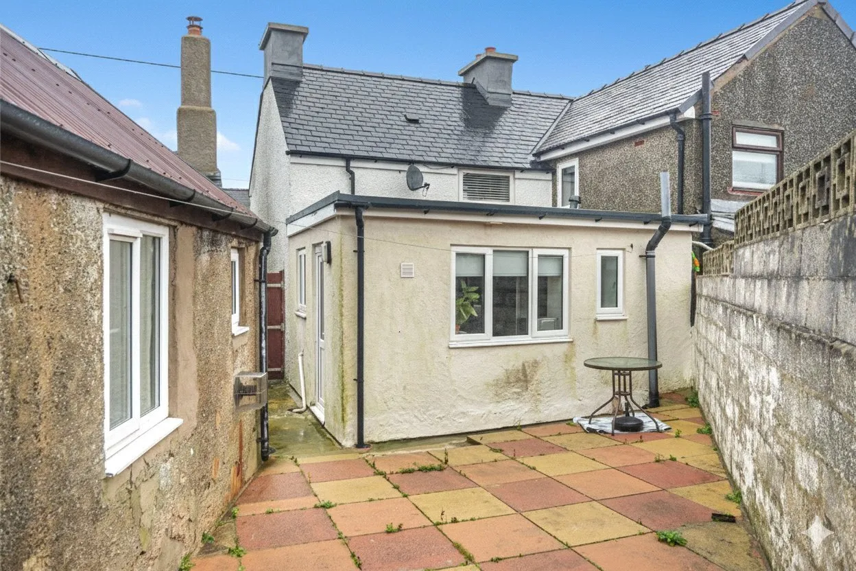 Holyhead Road, Gaerwen, photo 11