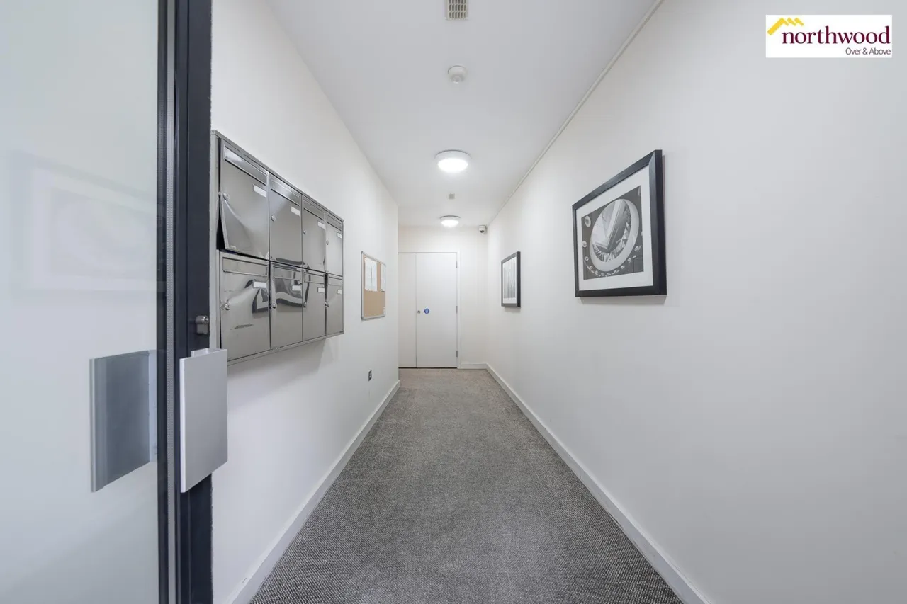 Aldenham Road, Bushey, WD19, photo 7