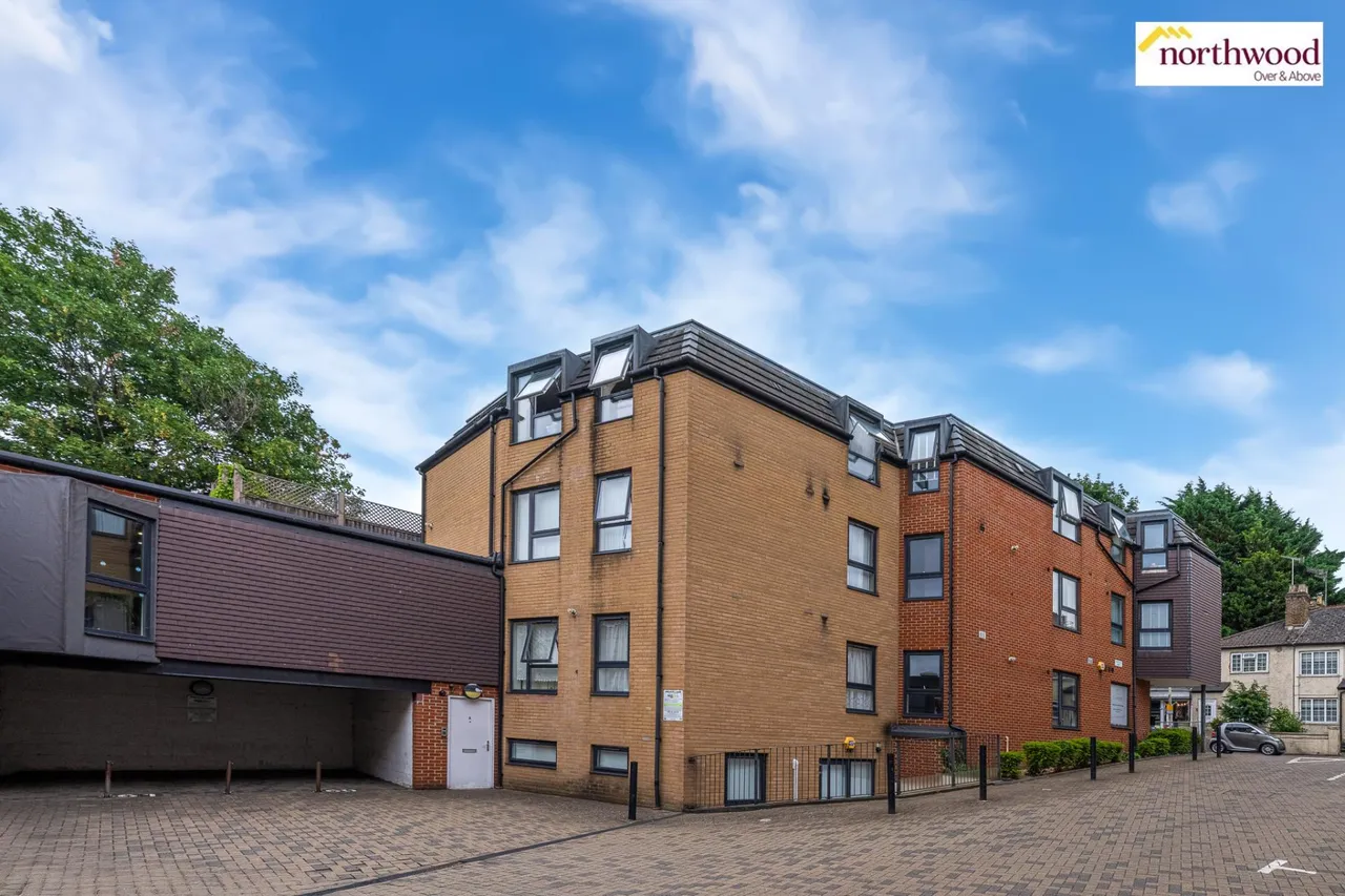 Aldenham Road, Bushey, WD19, photo 3