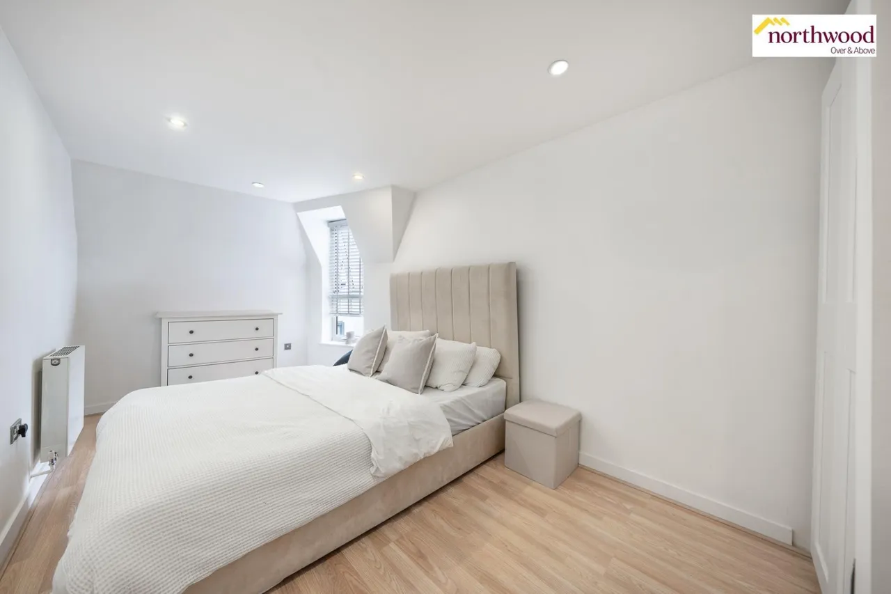 Aldenham Road, Bushey, WD19, photo 8