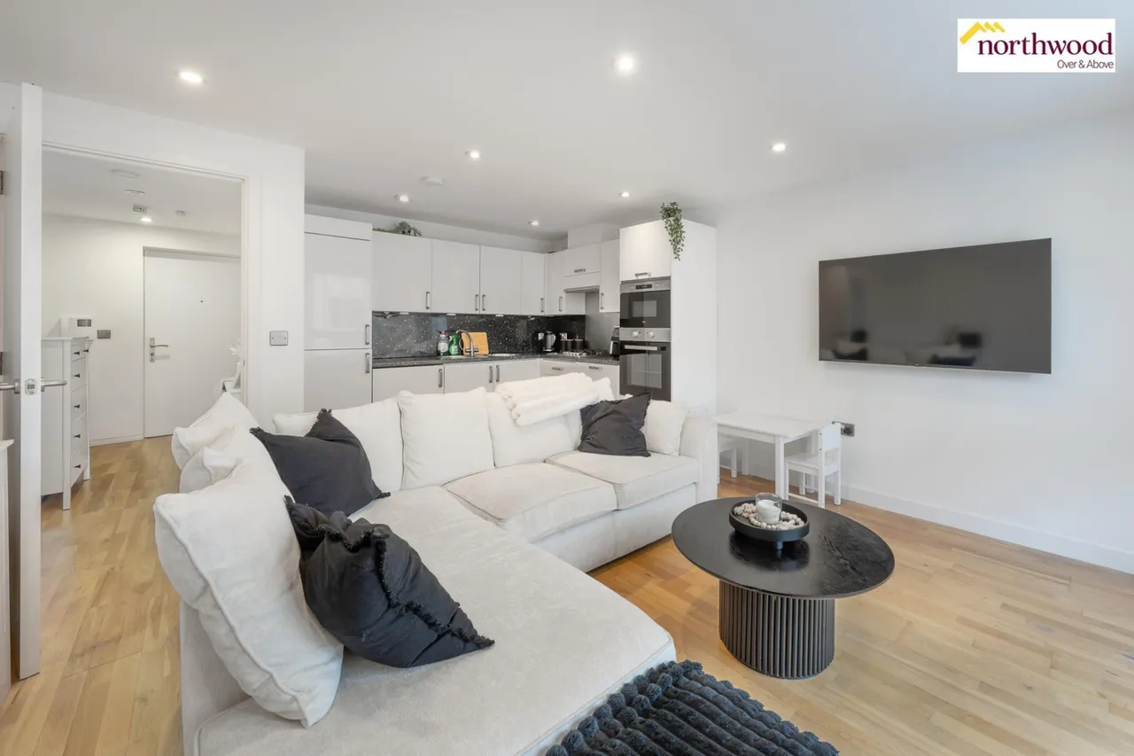 Aldenham Road, Bushey, WD19, photo 4