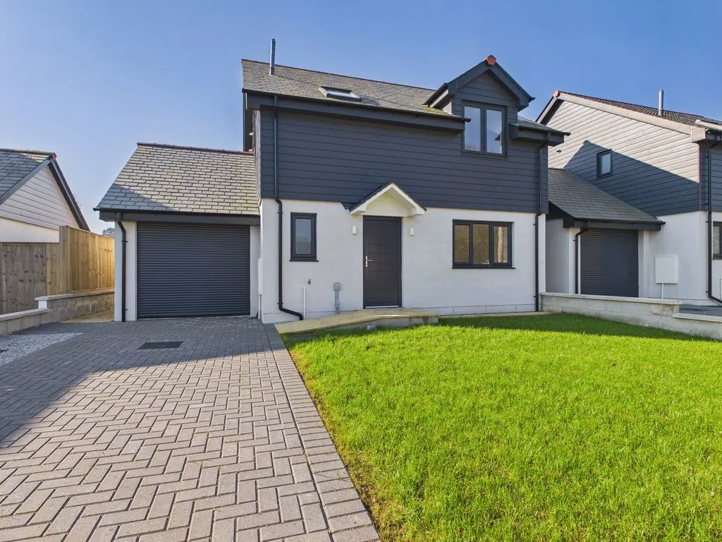 property for sale — Trevarth View Lanner Moor, Lanner, Redruth