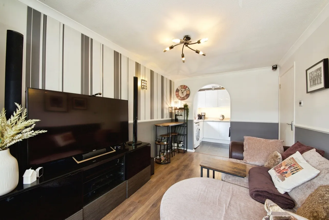 Holland Close, Romford, RM7, photo 6