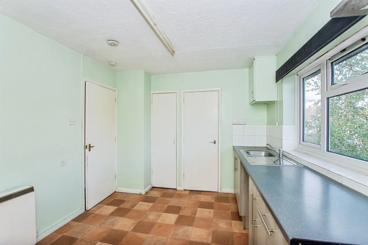 Coldhorn Crescent, Wisbech, photo 7