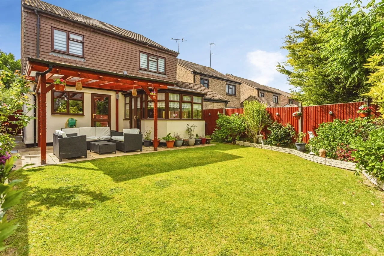 The Willows, Burgess Hill, RH15, photo 15