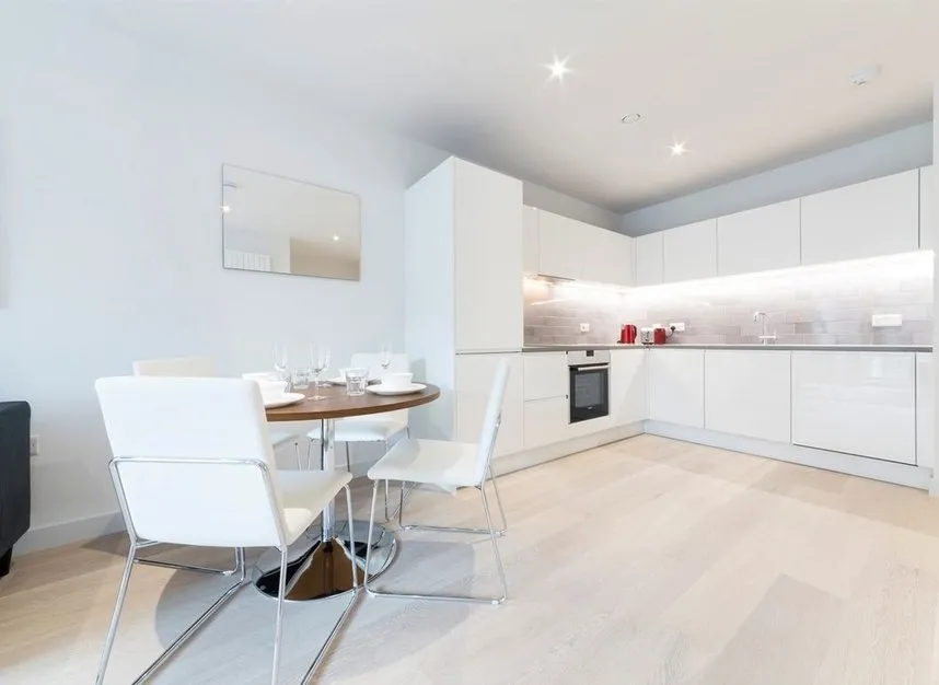 Flagship House, 18 Royal Crest Avenue, E16, photo 6