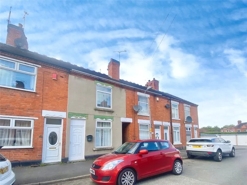 1 bed property to rent — Harold Street, Nuneaton, Warwickshire, CV11