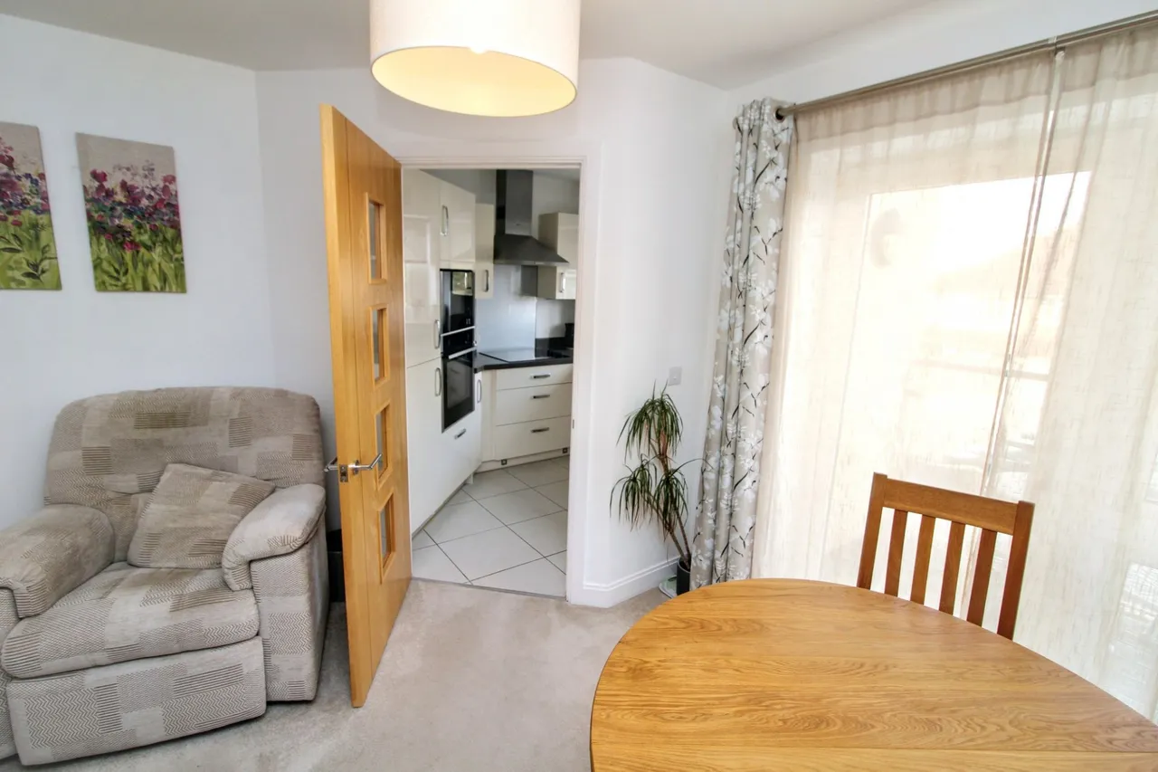Beaumont Way, Hazlemere, HP15, photo 16