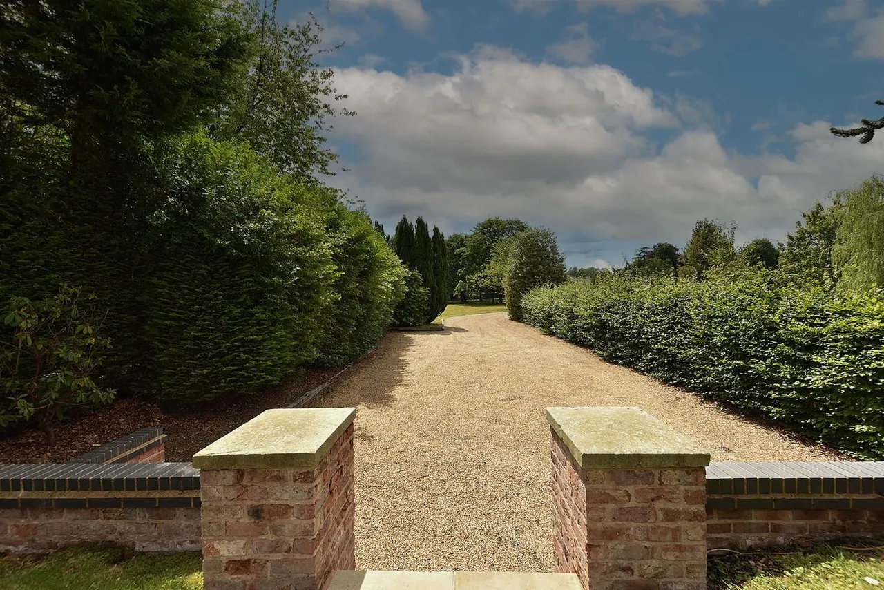 Prestbury Road, Macclesfield, photo 23