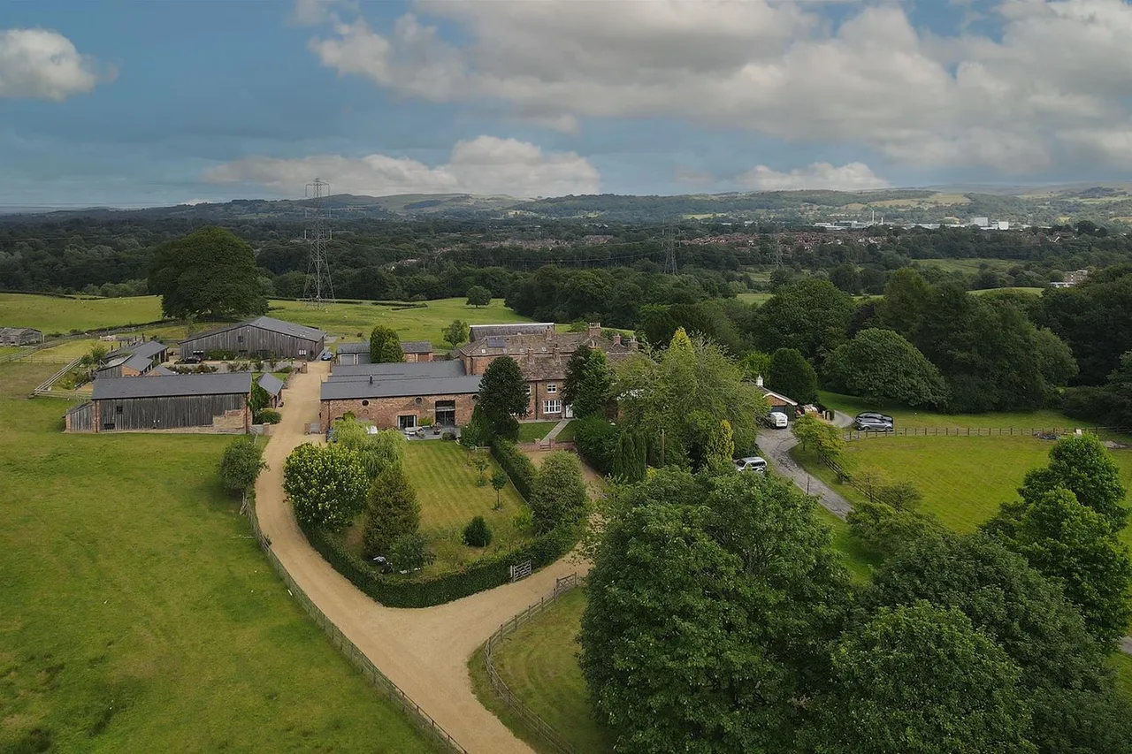Prestbury Road, Macclesfield, photo 27