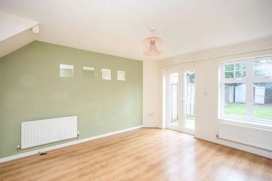 Ruffle Close, West Drayton, UB7, photo 2