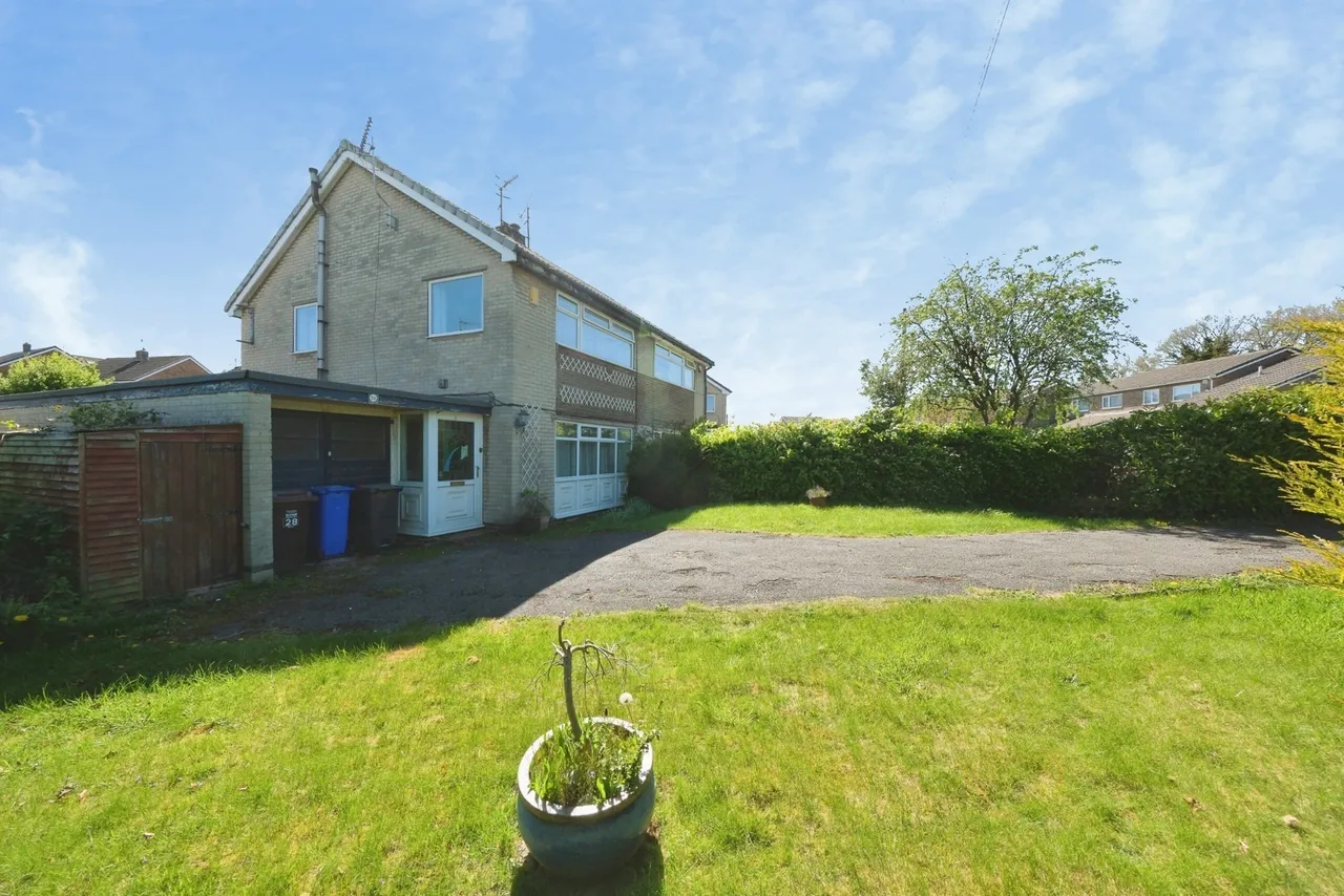 Rosamond Avenue, Sheffield, South Yorkshire, S17, photo 15