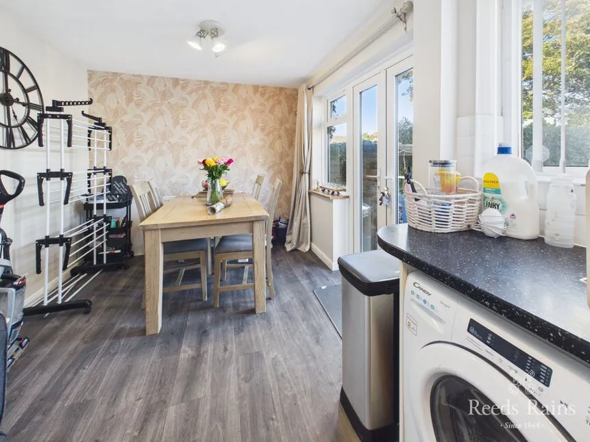 Main Street, Cayton, YO11, photo 6