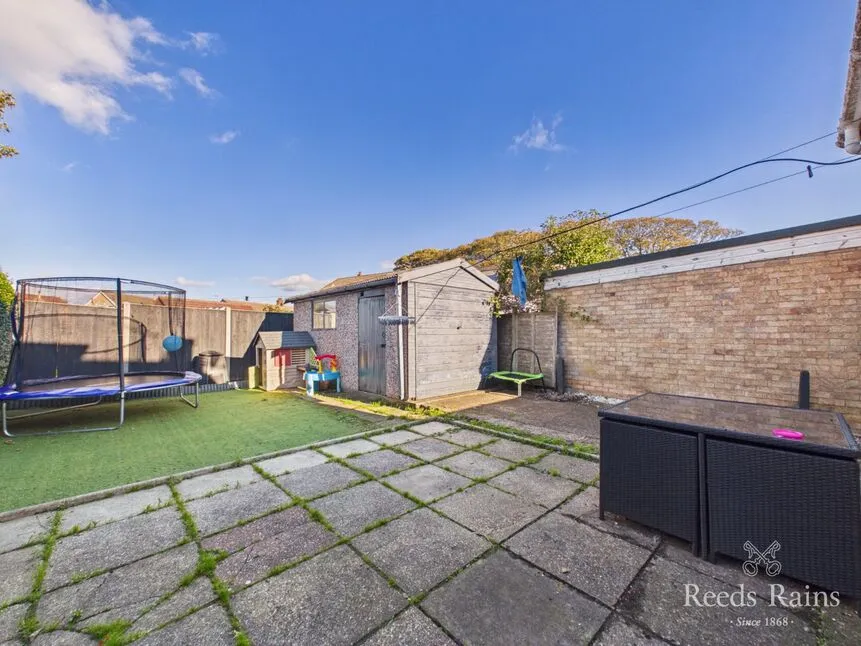 Main Street, Cayton, YO11, photo 10