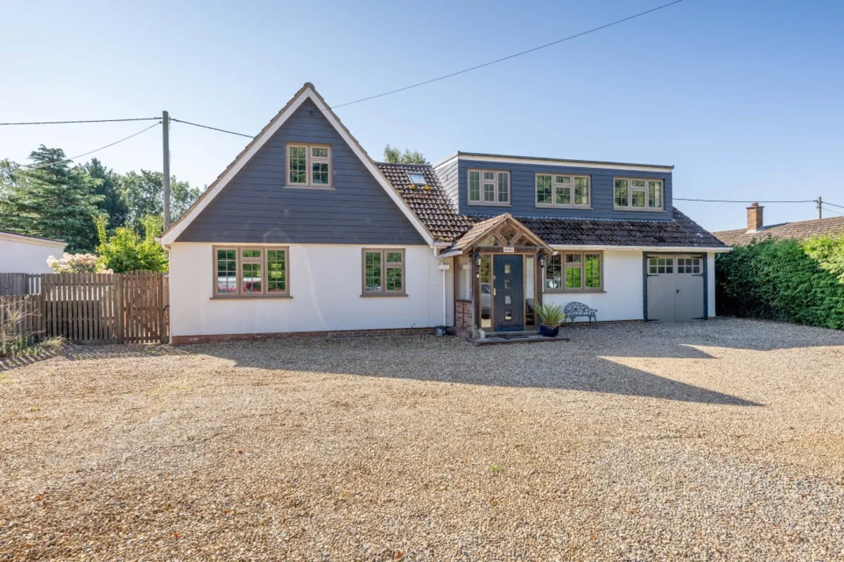 4 bed chalet for sale, Fakenham Road, King's Lynn, PE31