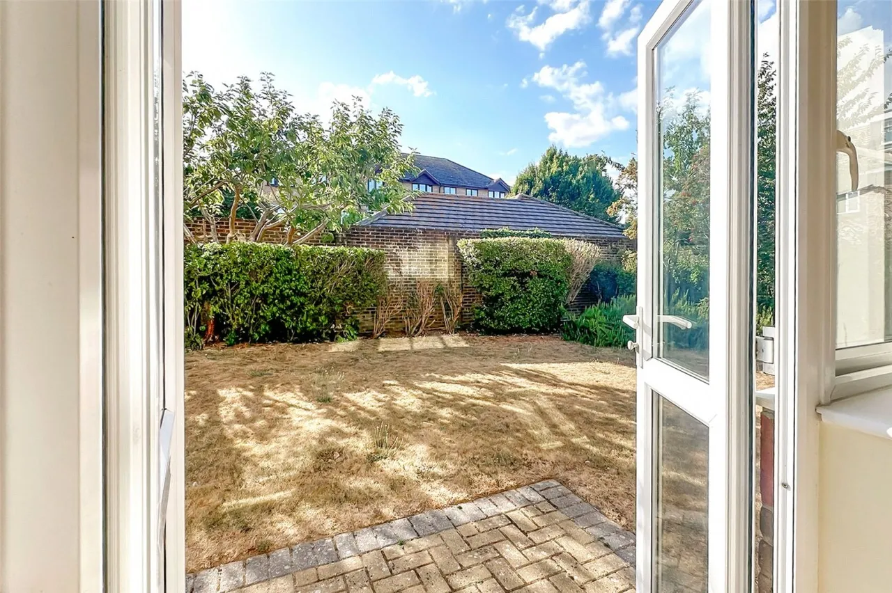 East Preston, Littlehampton, BN16, photo 11
