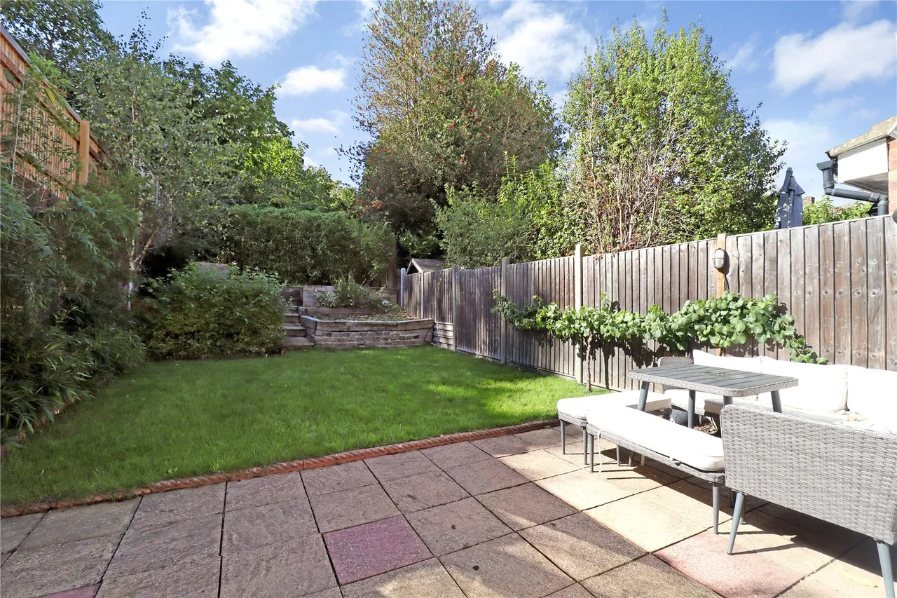 Martin Way, Woking, GU21, photo 10