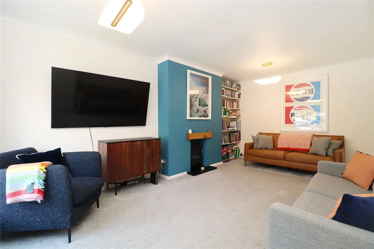 Martin Way, Woking, GU21, photo 12