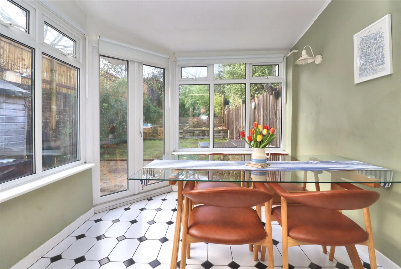 Martin Way, Woking, GU21, photo 5