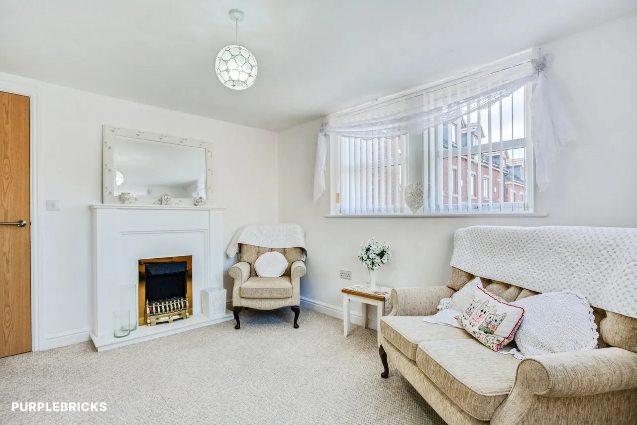 South Street, Ossett, WF5, photo 8