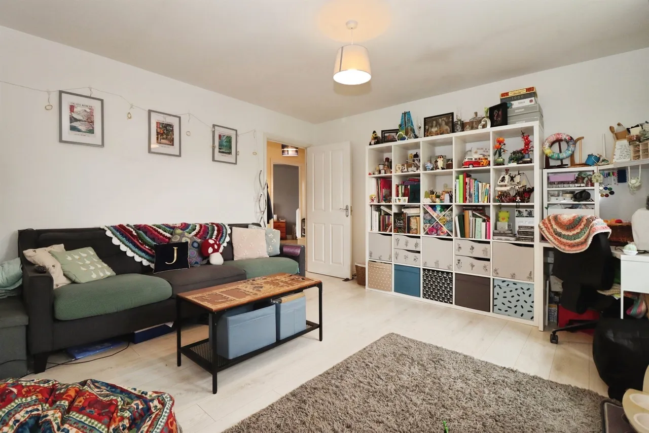 New Charlton Way, Bristol, BS10, photo 9
