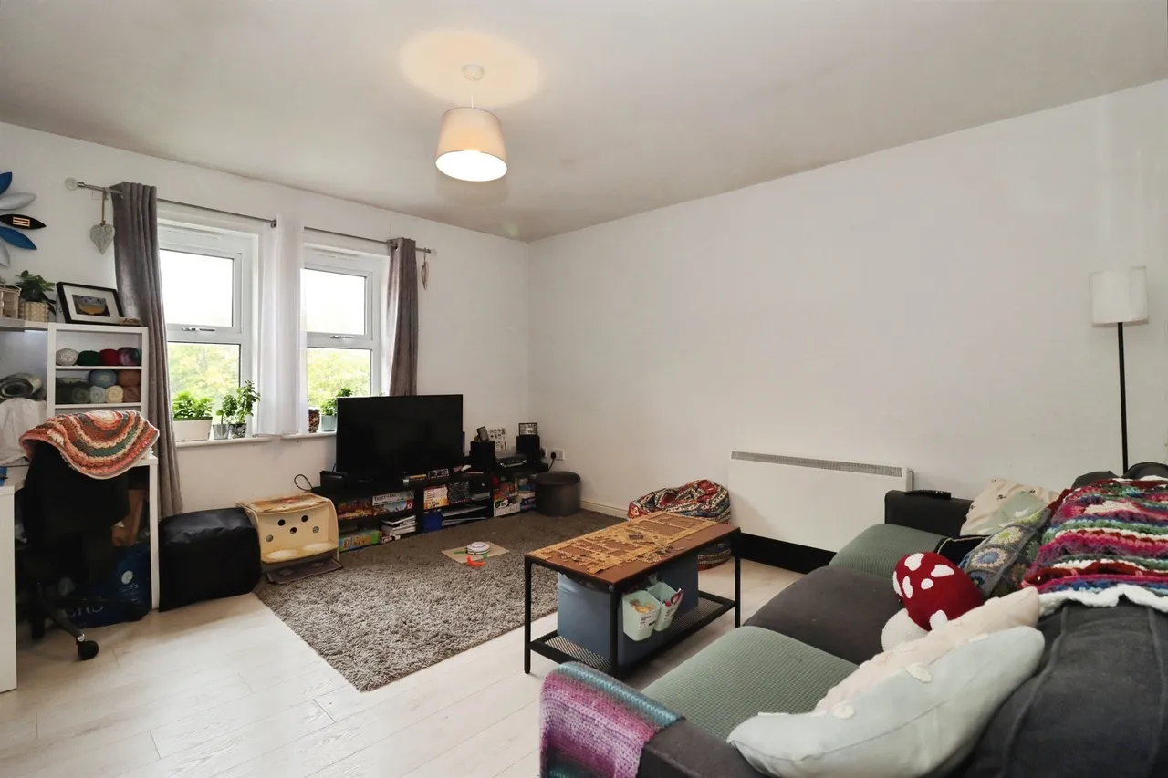 New Charlton Way, Bristol, BS10, photo 10