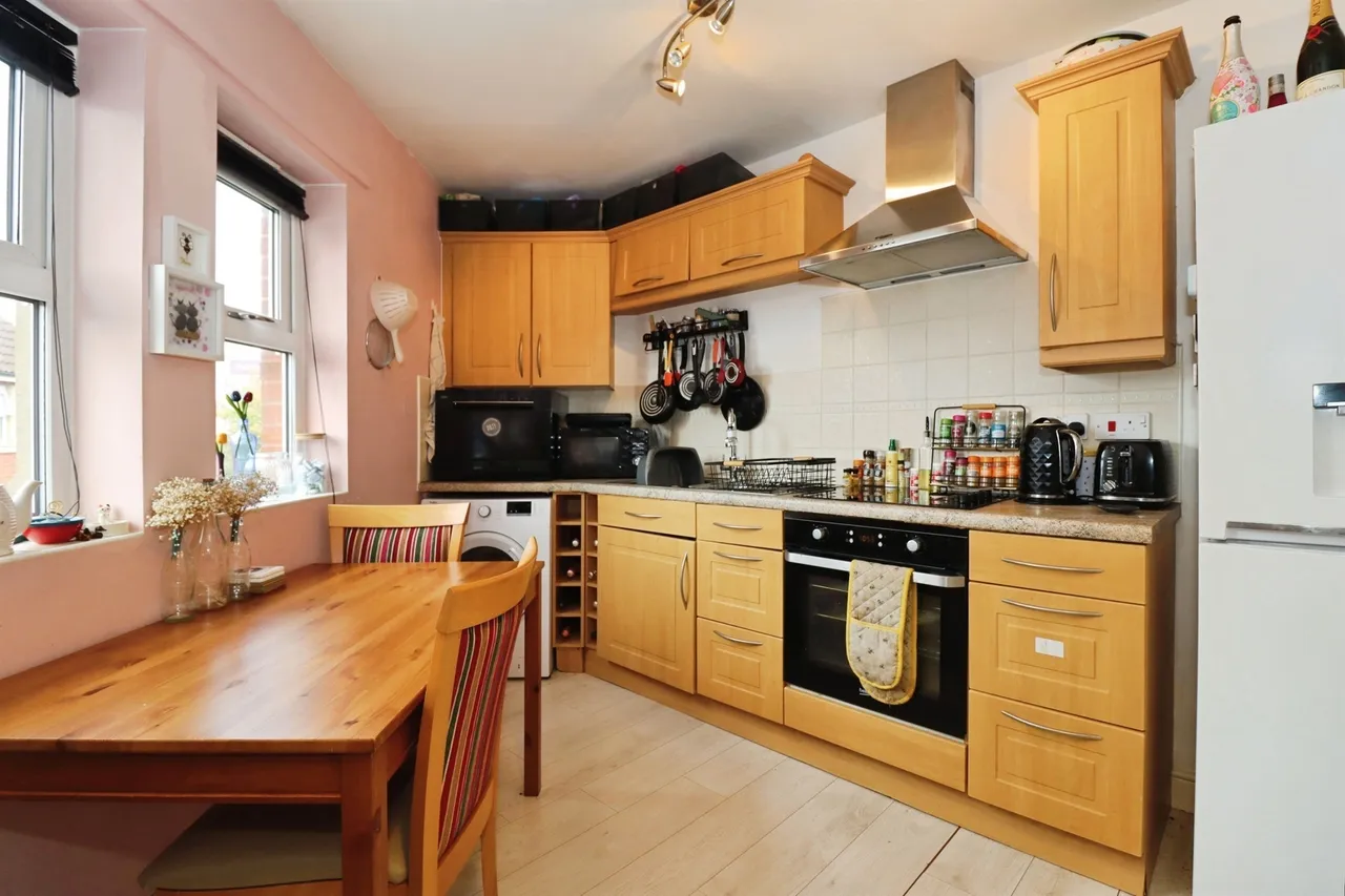 New Charlton Way, Bristol, BS10, photo 4