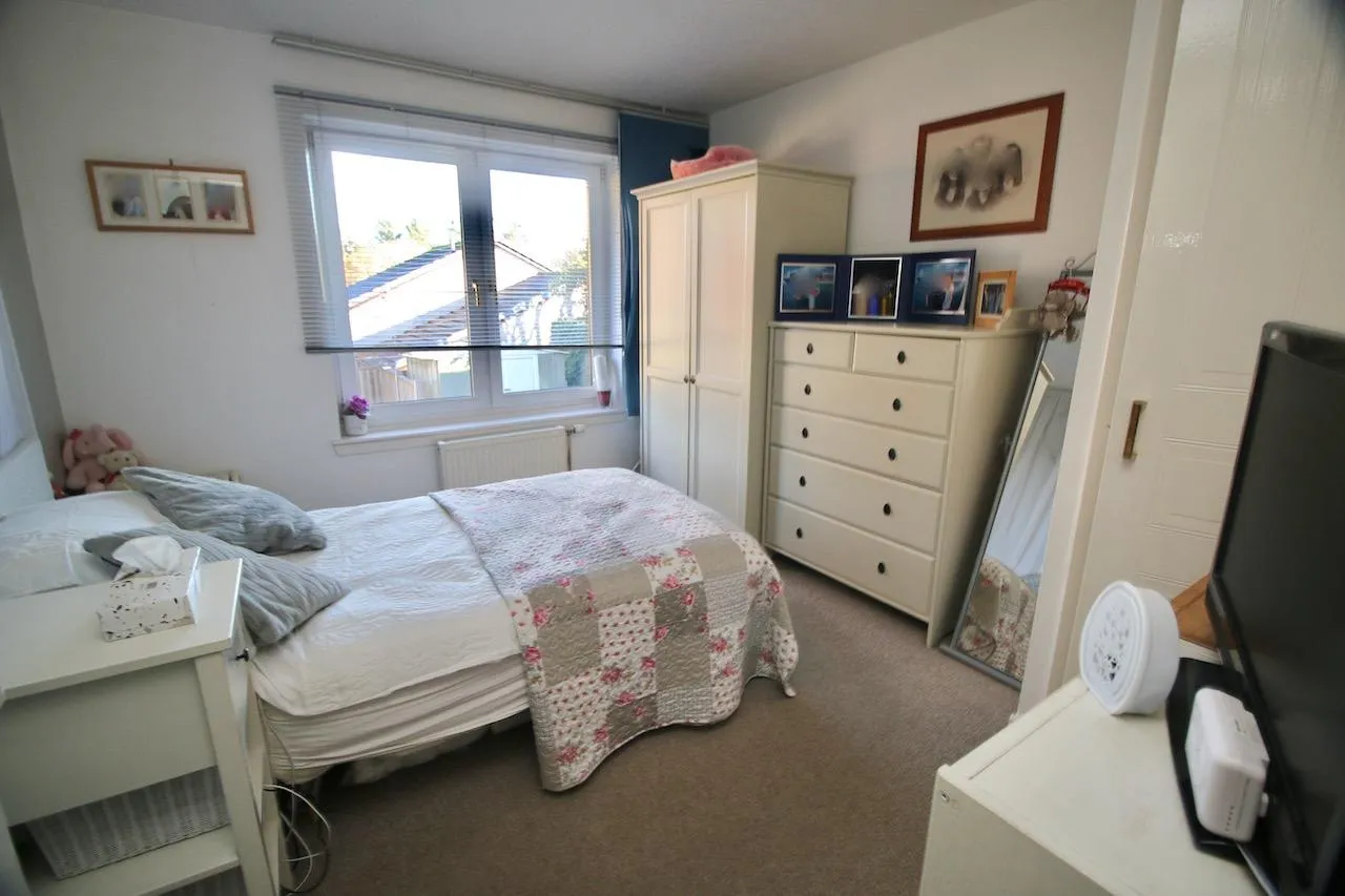 Broomknowe, Cumbernauld, G68 9AQ, photo 12