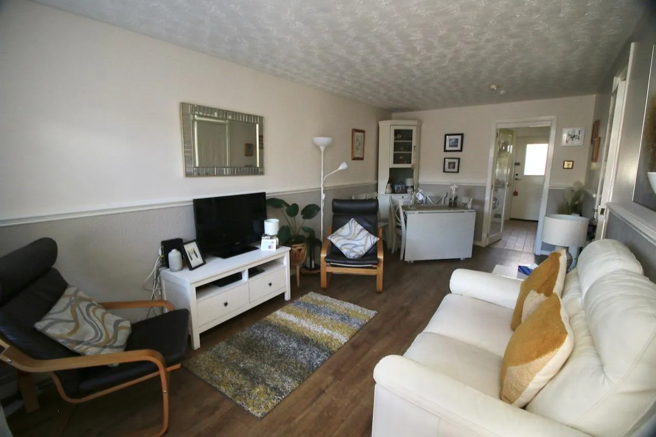 Broomknowe, Cumbernauld, G68 9AQ, photo 4