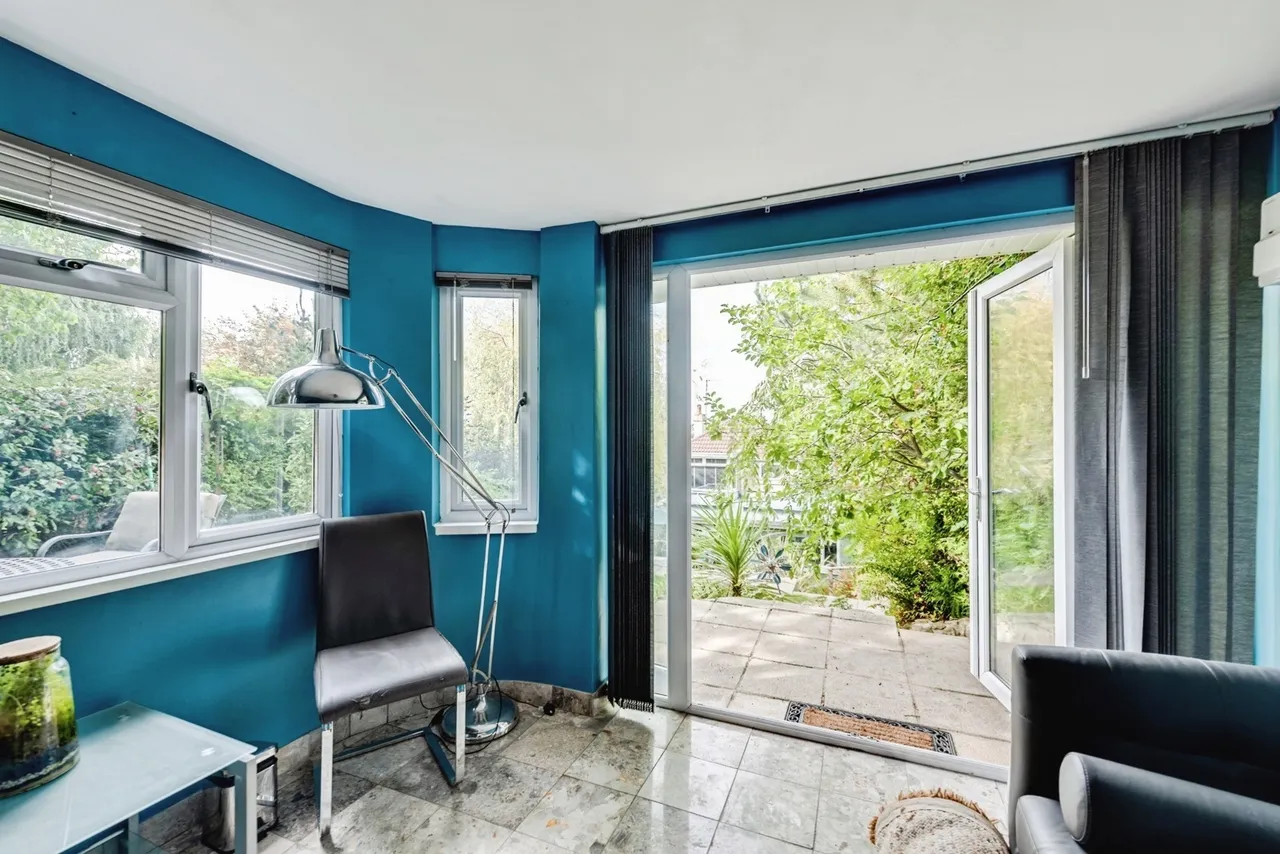 Bowood Road, Swindon, Wiltshire, SN1, photo 33