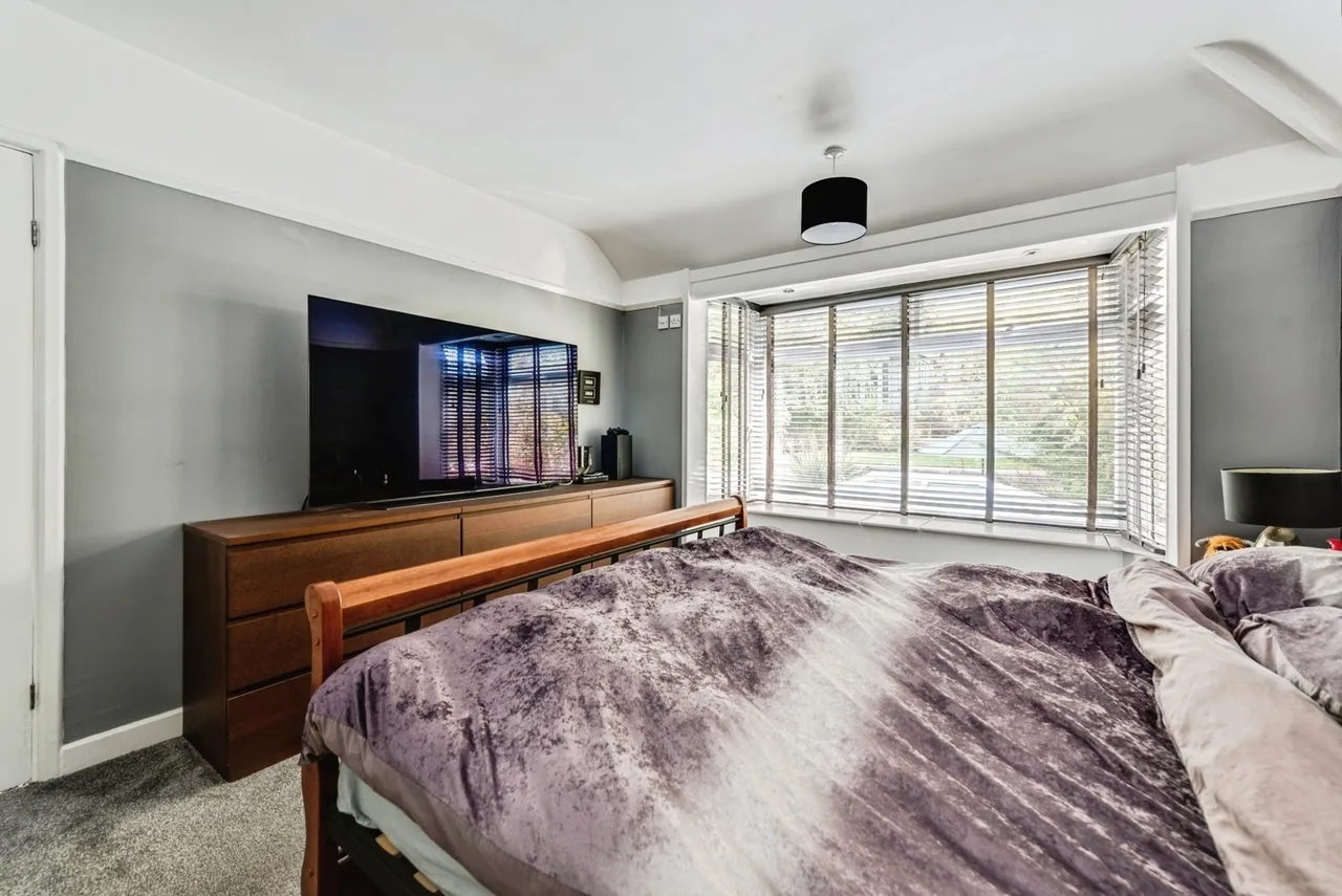 Bowood Road, Swindon, Wiltshire, SN1, photo 18