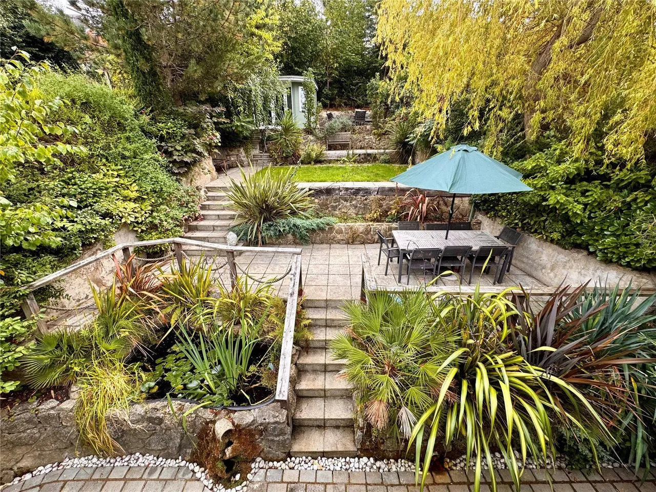 Bowood Road, Swindon, Wiltshire, SN1, photo 2