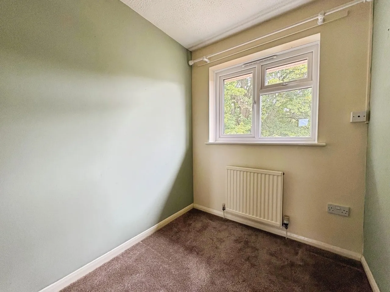 Sandringham Road, Yeovil, photo 12