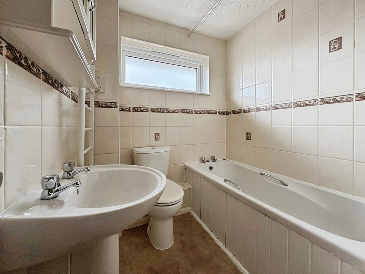 Sandringham Road, Yeovil, photo 9